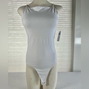 Abercrombie And Fitch White Body Suit Women’s Size M NWT